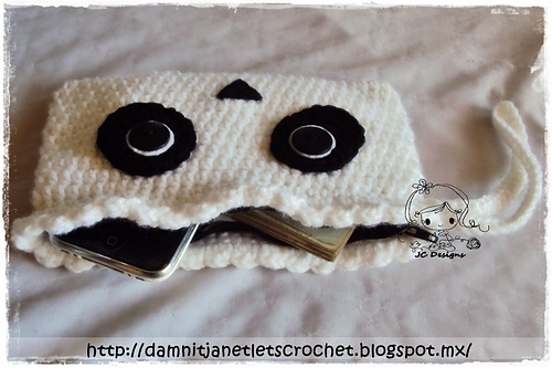 Panda Zippered Wristlet