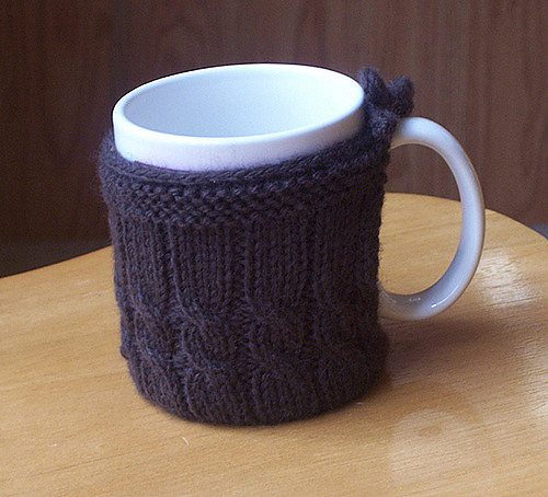 Cabled Mug Cozy