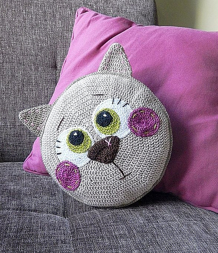 Cutie Cat Pillow