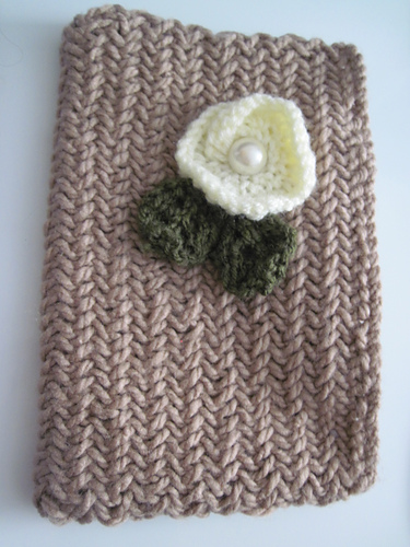 Herringbone Clutch
