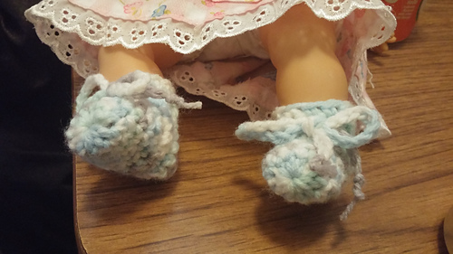 Tiny Dolly Booties