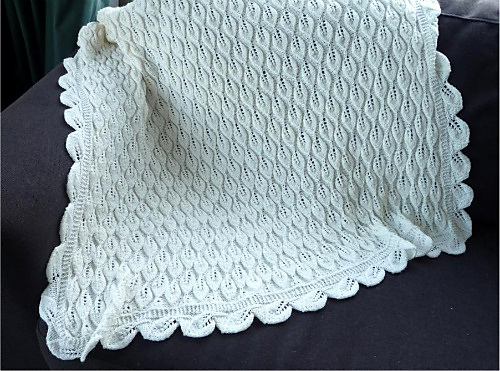 Baby’s Leaf Pattern Shawl