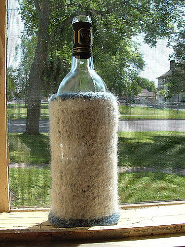 Felted Wine-Bottle-Cozy