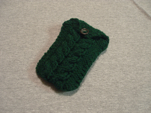 Cabled Cell Phone Cozy