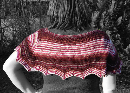 Agate Capelet