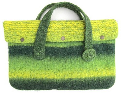 Felted laptop bag/Tovad dataväska