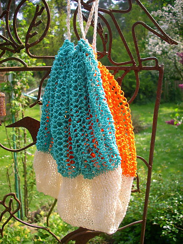 Knit purse
