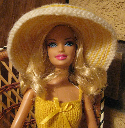 #A42 White/lilac Hat