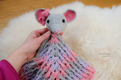 Mouse lovey