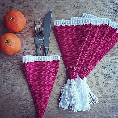 Santa's hat for cutlery