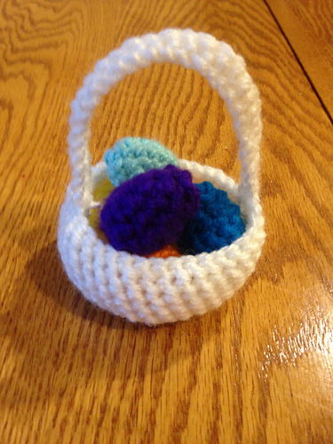 Mini Easter Basket with Eggs