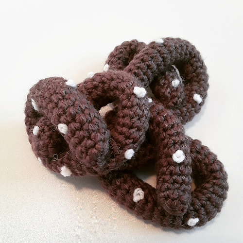 Pretzel Cat Toy