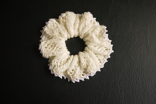 #121b Lace scrunchie
