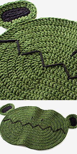 27-G719-2 Frog Placemat