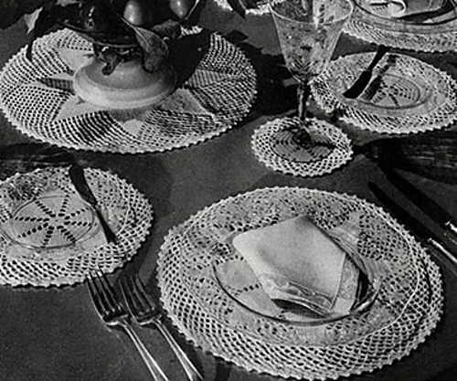 The English Daisy Luncheon Set #747