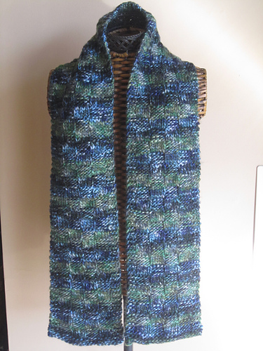 Fuzzy Wuzzy's Basketweave Scarf