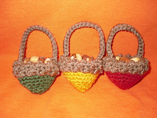 Acorn Nut Holder