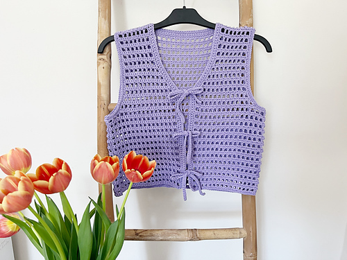 Iris Vest Top