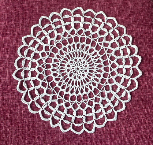 Trellis Doily Set #7715