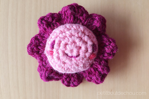Kawaii amigurumi flower
