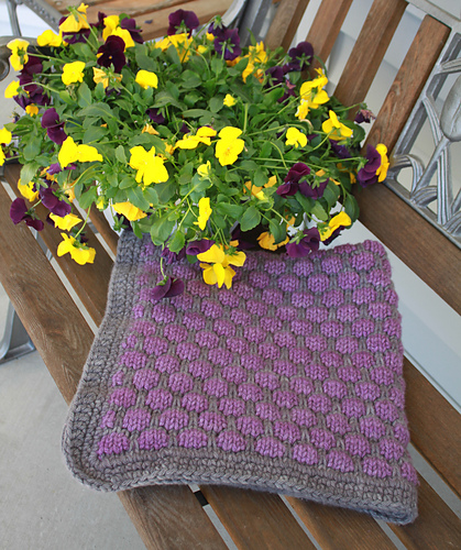 Bulky Baby Bubble Blanket