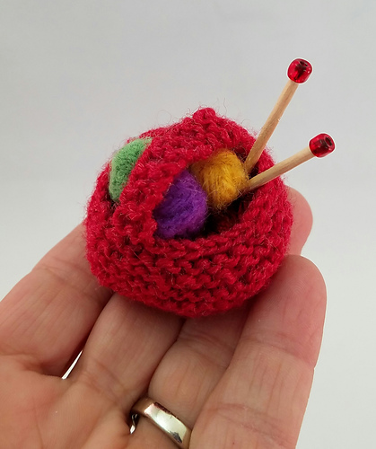 Tiny Yarn Basket