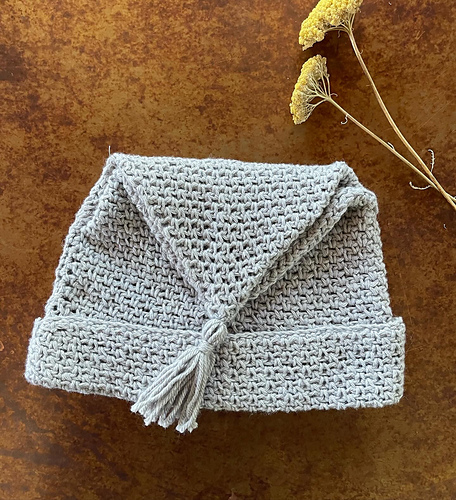 Misses' Crocheted Toque and Scarf
