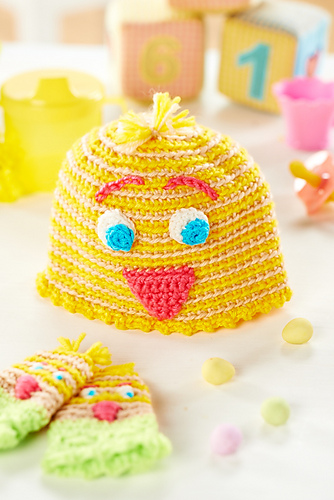 Chick hat and mitts