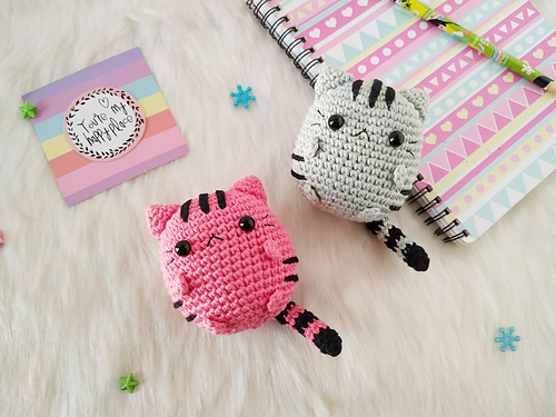 Chubby cat amigurumi