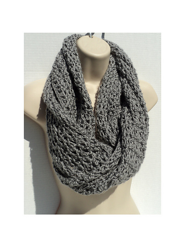 Simple Elegance (Mobius cowl, Neck Scarf, Shawl)