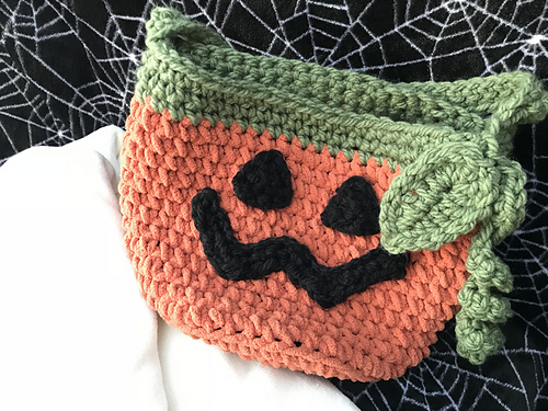 Jack-O-Lantern Treat Basket