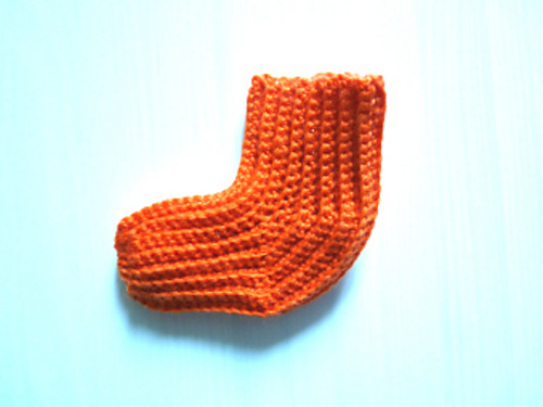 Ribbed Newborn Socks