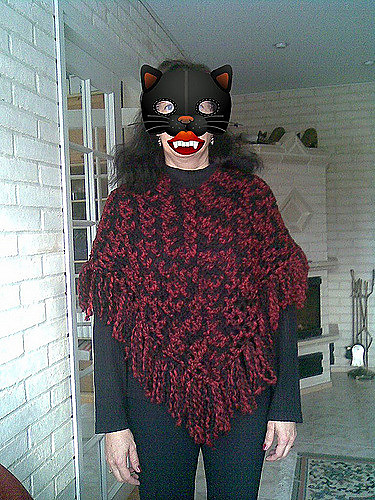 26. Virkattu poncho
