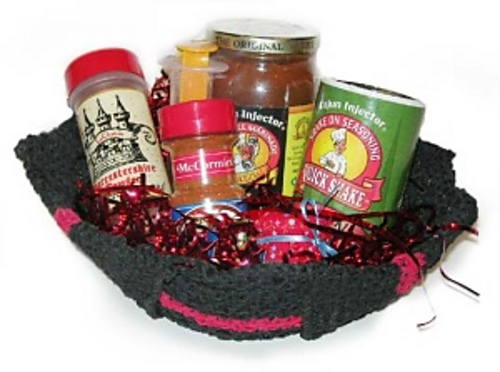 Gift Basket (crochet)