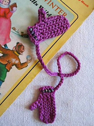 Frost Line Mittens Beaded Bookmark or Ornament