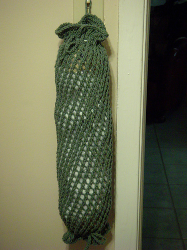 Lacy Grocery Bag Holder