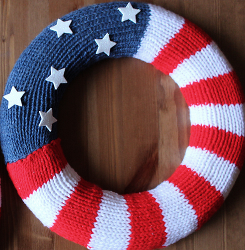Patriotic Wreath for Knitters