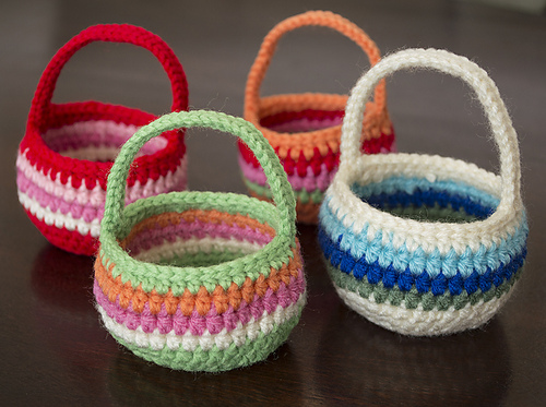 Mini Crochet Easter Basket