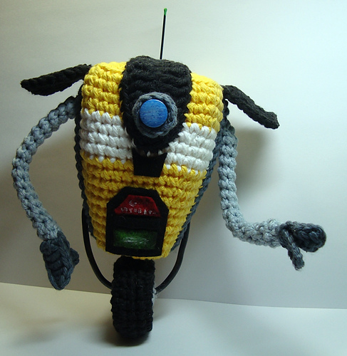 Borderlands - Claptrap (CL4P-T4P Steward Bot) Amigurumi