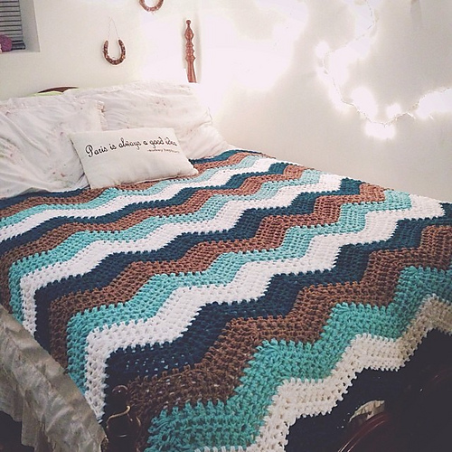 Chevron Blanket