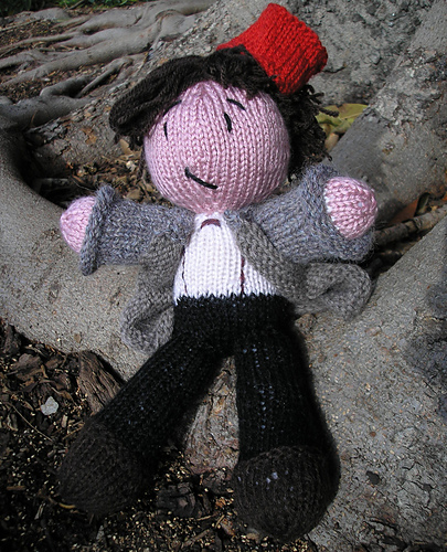 Eleventh Doctor Big and Cuddly (knit)