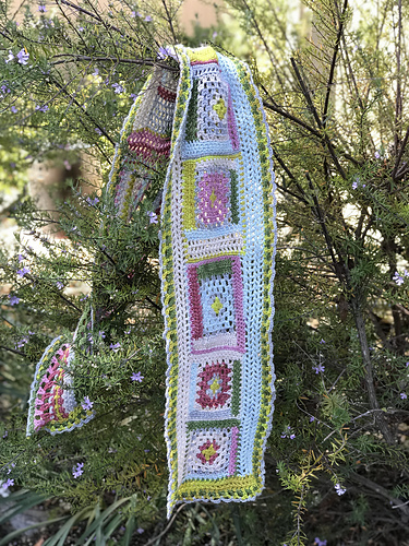 Gunn Lake Scarf