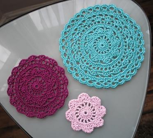 Little lacy circles