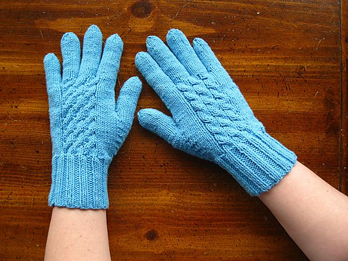 Men's and Women's Cable Gloves No. 617