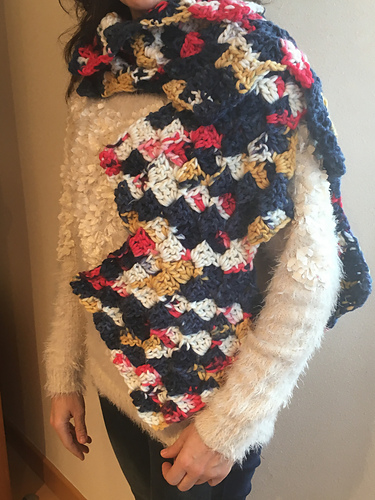 Mittered corner to corner scarf-shawl