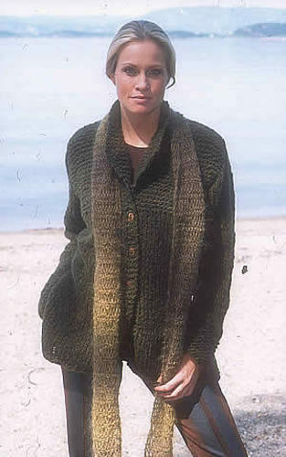 79-10 Cardigan and scarf