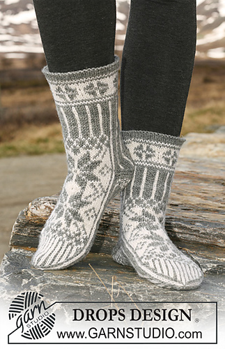 116-55 Socks with pattern