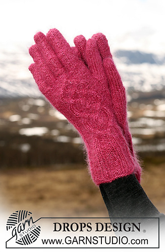 117-10 Maritza Gloves