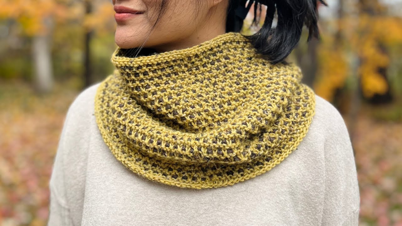 Learn how to knit a cowl - Easy Knitting Tutorial - Free Pattern
