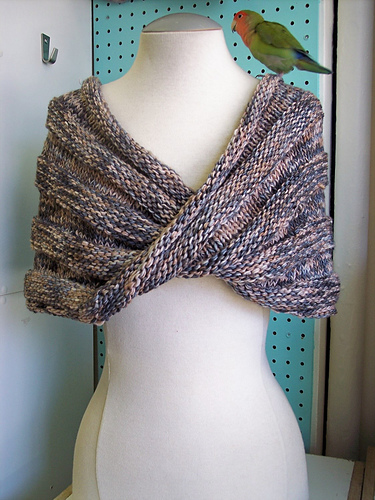 Easy Mobius Capelet